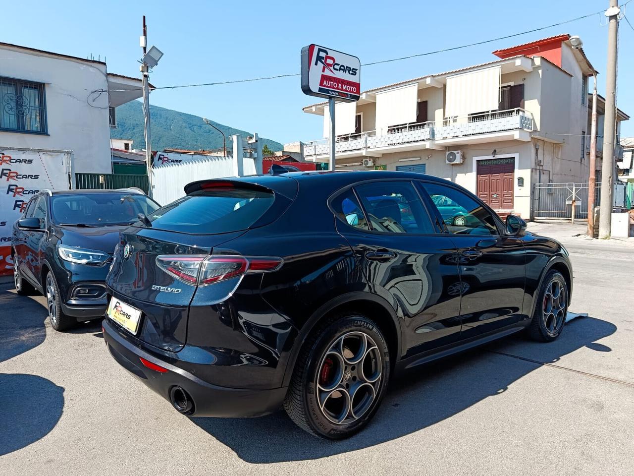 Alfa Romeo Stelvio 2.2 Turbodiesel 210 CV AT8 Q4