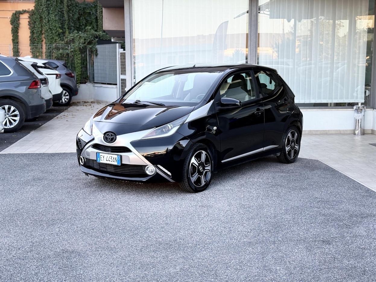 Toyota Aygo 1.0 Benzina 69CV E5 Neo. Automatica - 2014