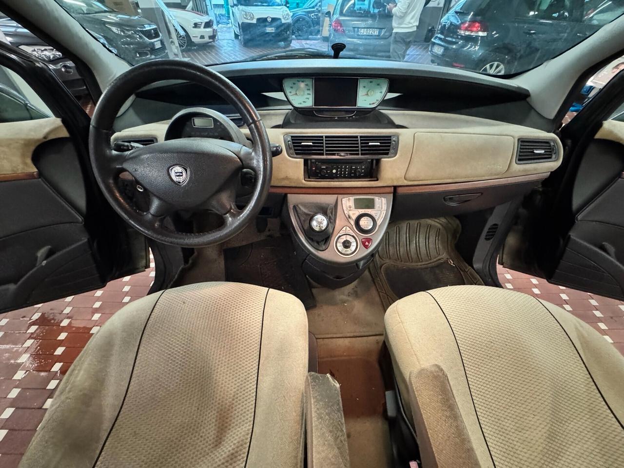 Lancia Phedra 2.2 JTD Emblema FAP - 7 Posti