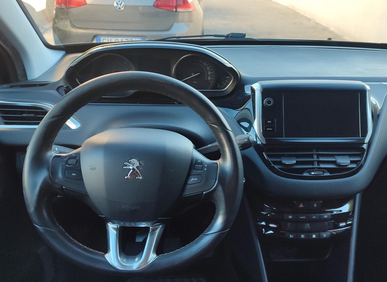 Peugeot 2008 BlueHDi 100 Allure