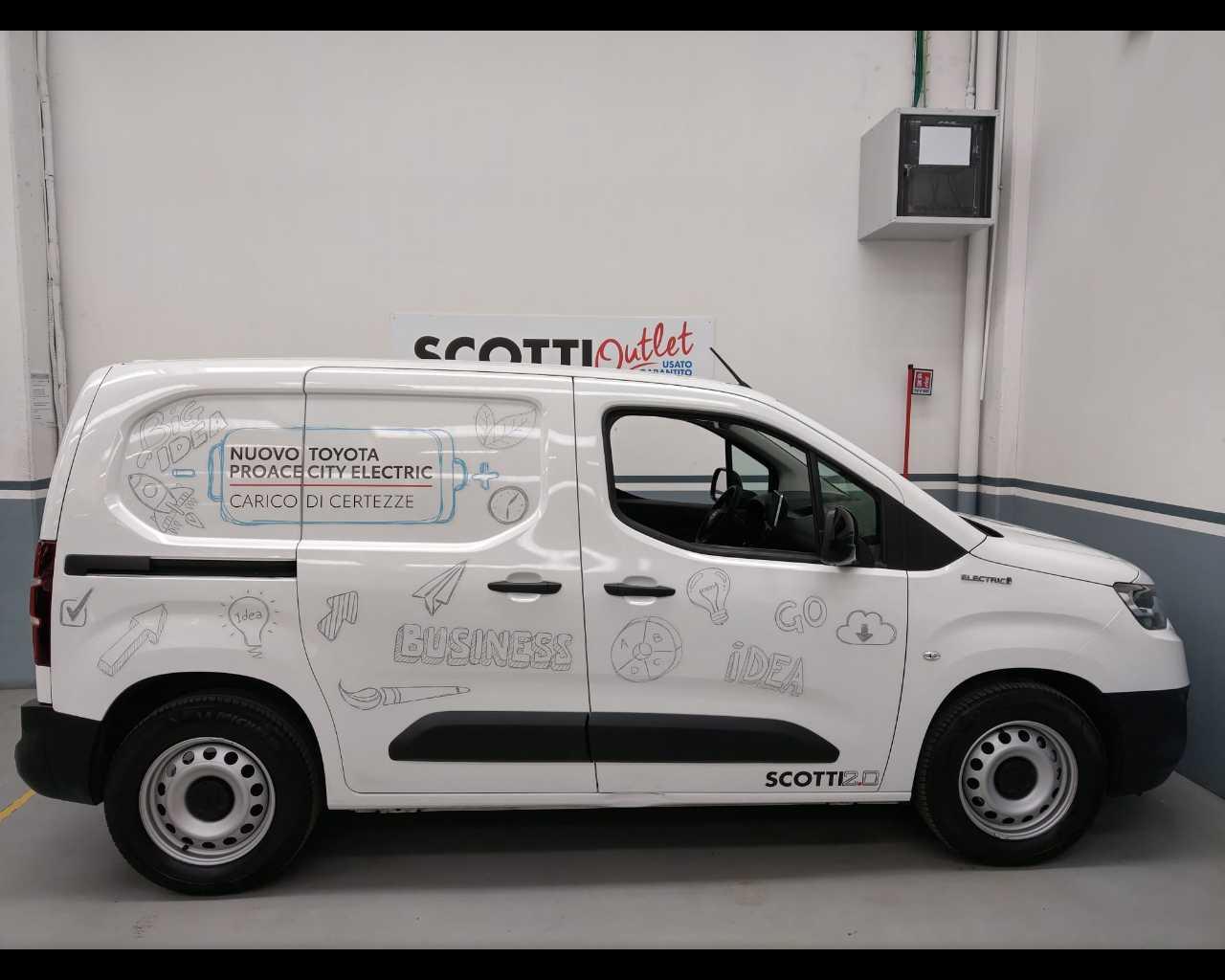 TOYOTA PROACE CITY Electric Short 50kWh Porta Singola COMFORT