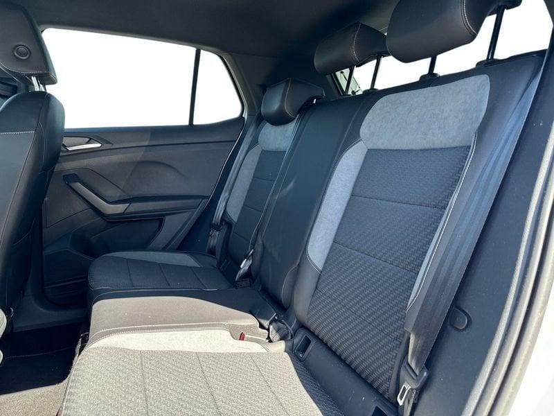 Volkswagen T-Cross 1.0 TSI DSG R-LINE 110 CV