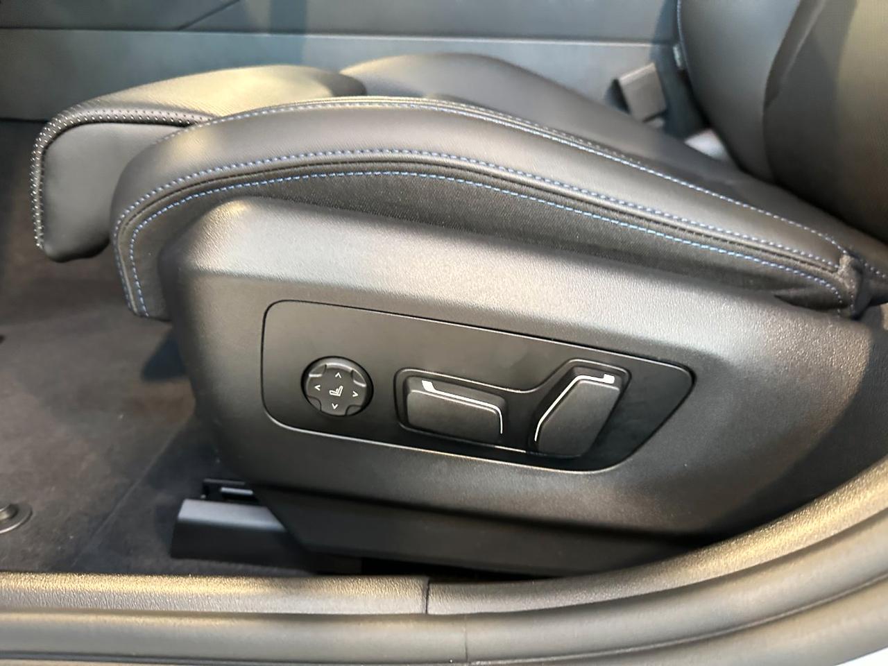 BMW 520 d Touring 48V xdrive MSport Pro - FULL