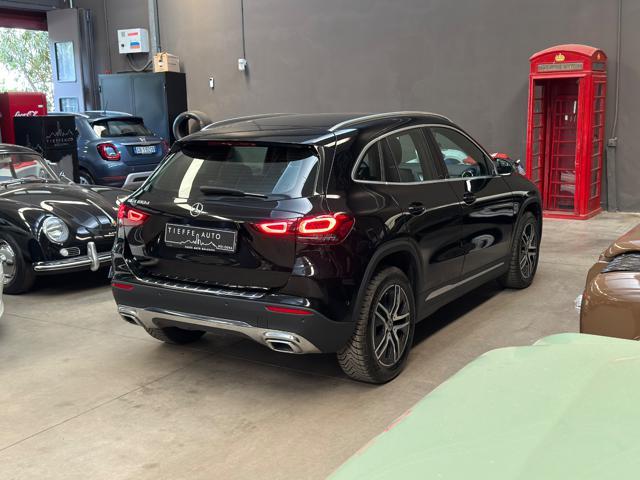 MERCEDES-BENZ GLA 180 d Automatic Business Extra