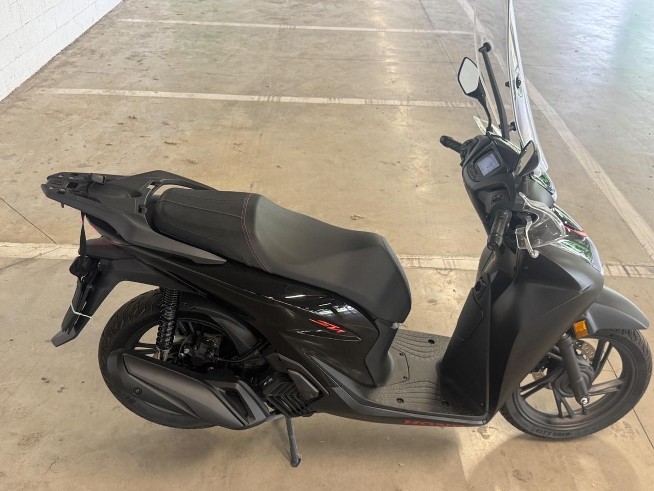 Honda SH 125 Sport