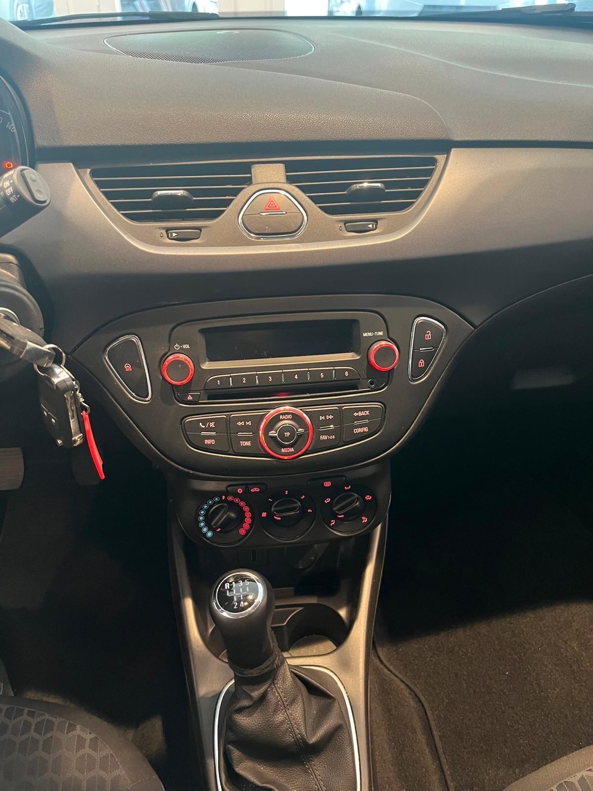 Opel Corsa 1.2 5 porte Innovation