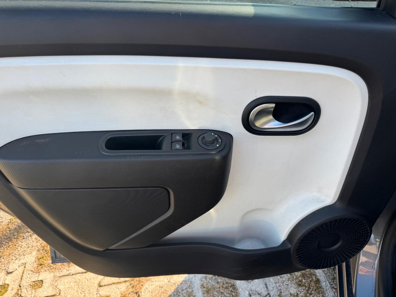 Renault Twingo 1.0cc SCe 65cv Equilibre