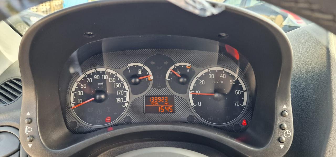 Fiat Panda 1.2 Emotion 2011 138.000km