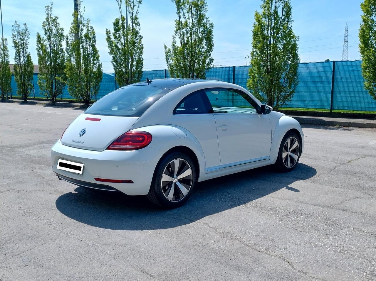 Volkswagen Maggiolino 2.0 TDI DSG Design BlueMotion Technology