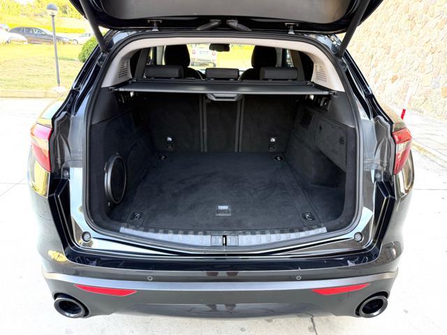 ALFA ROMEO Stelvio 160CV 19'' BLACK 5 FORI+TOTAL BLACK