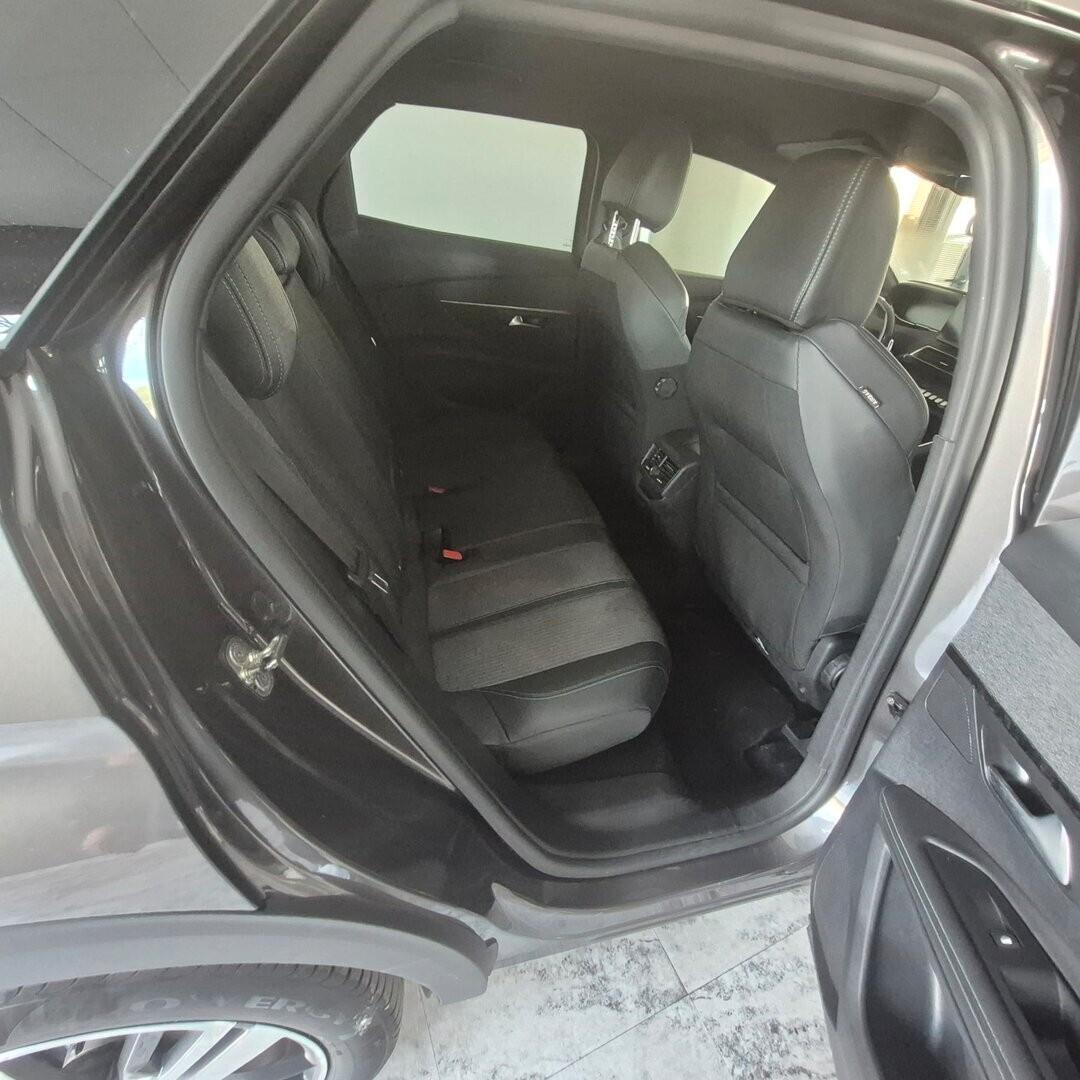 Peugeot 3008 BlueHDi 130 S&S Allure