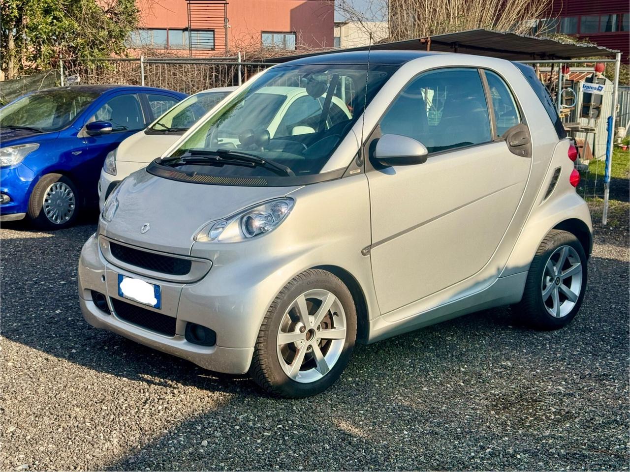 Smart ForTwo 1.0 Benzina 71cv Neopatentati 2010