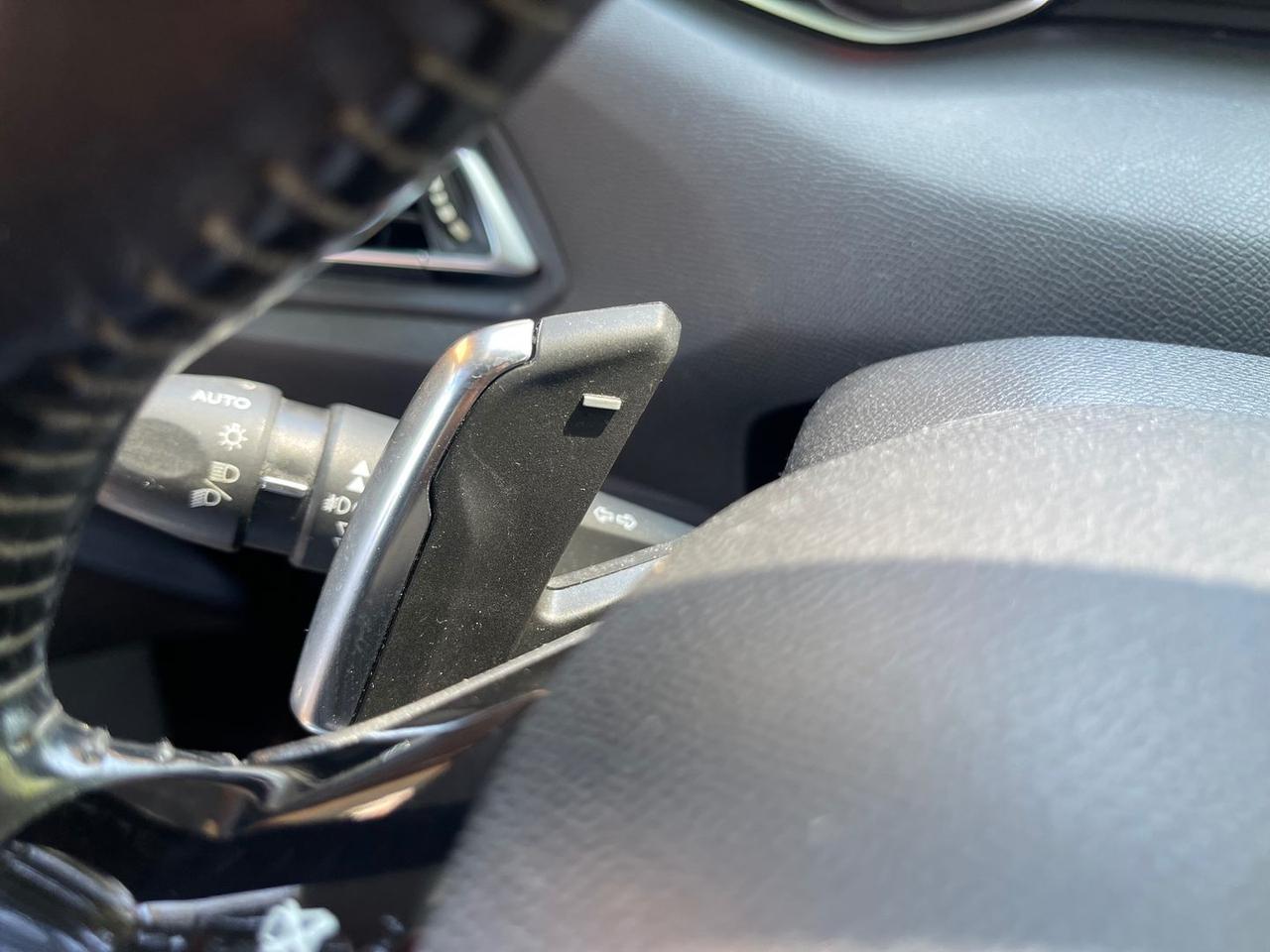Peugeot 308 Allure 1.5 Blue HDI 130