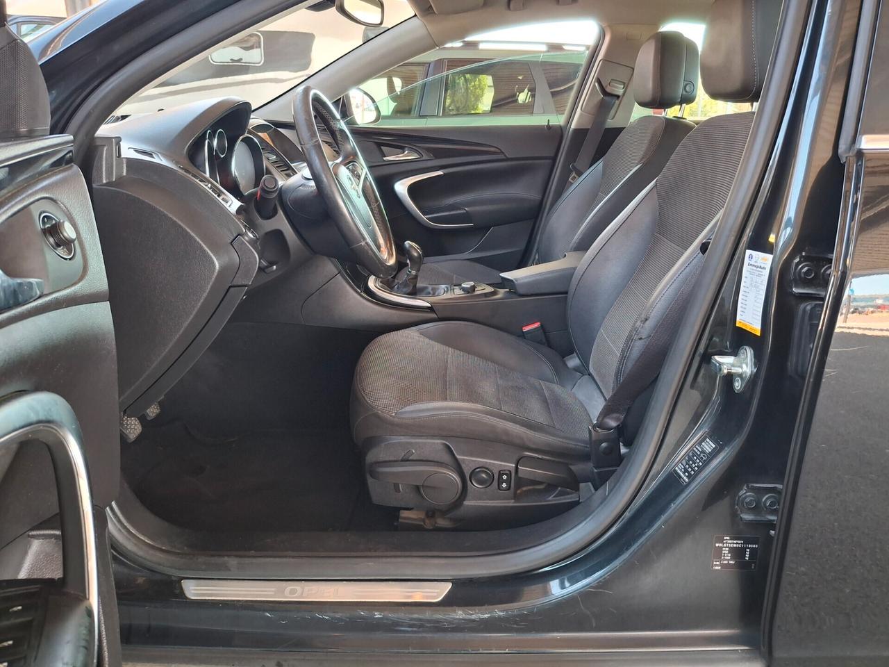 Opel Insignia 2.0 CDTI 160CV.-BERLINA-NAVIGATORE-