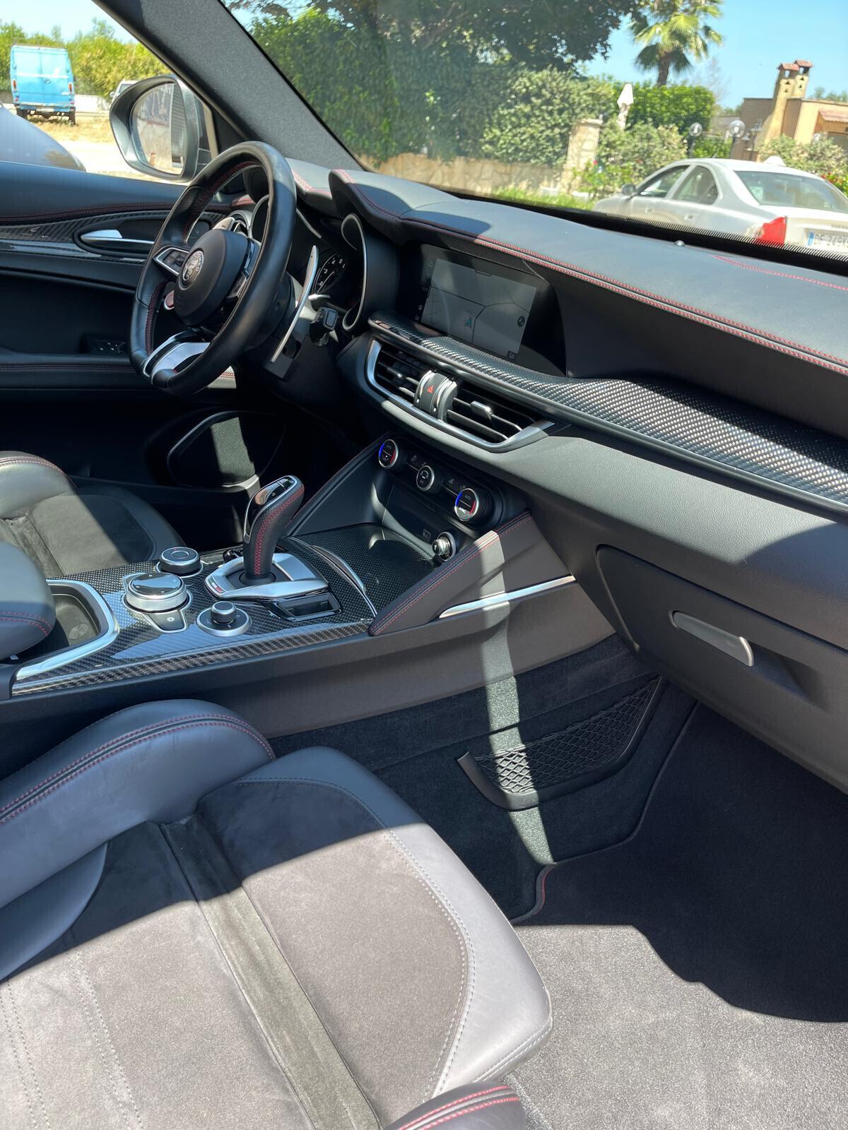 Alfa Romeo Stelvio V6 510 CV AT8 Quadrifoglio