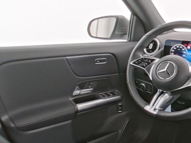 Mercedes-Benz 200 Automatic Progressive Advanced