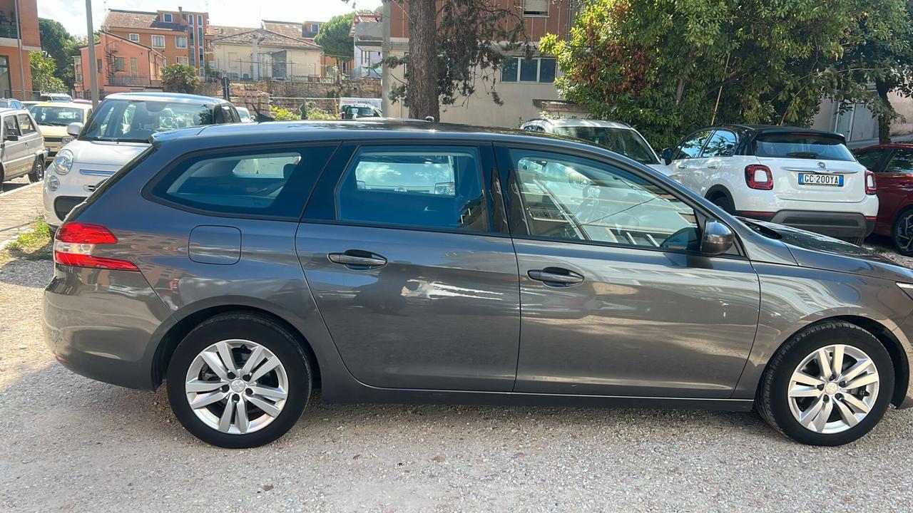 Peugeot 308 BlueHDi 130 S&S EAT6 SW Allure