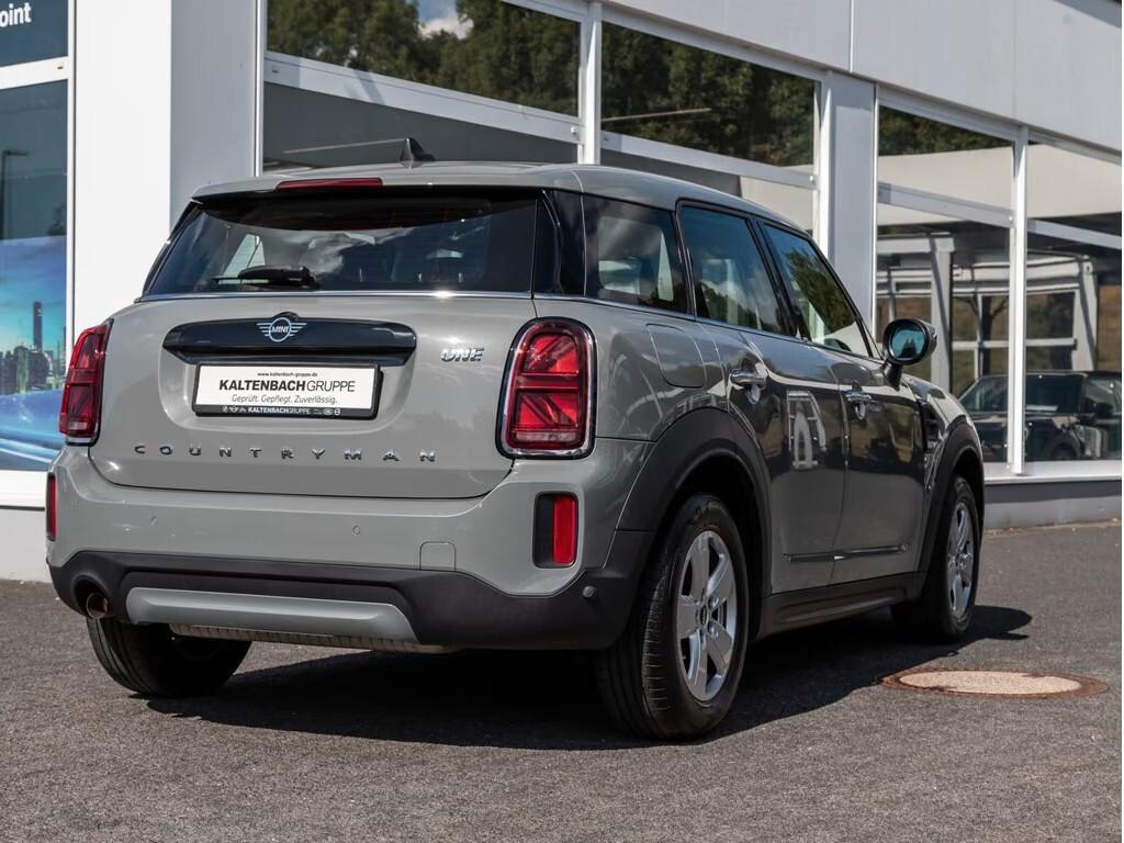 Mini Cooper Countryman 1.5 Essential