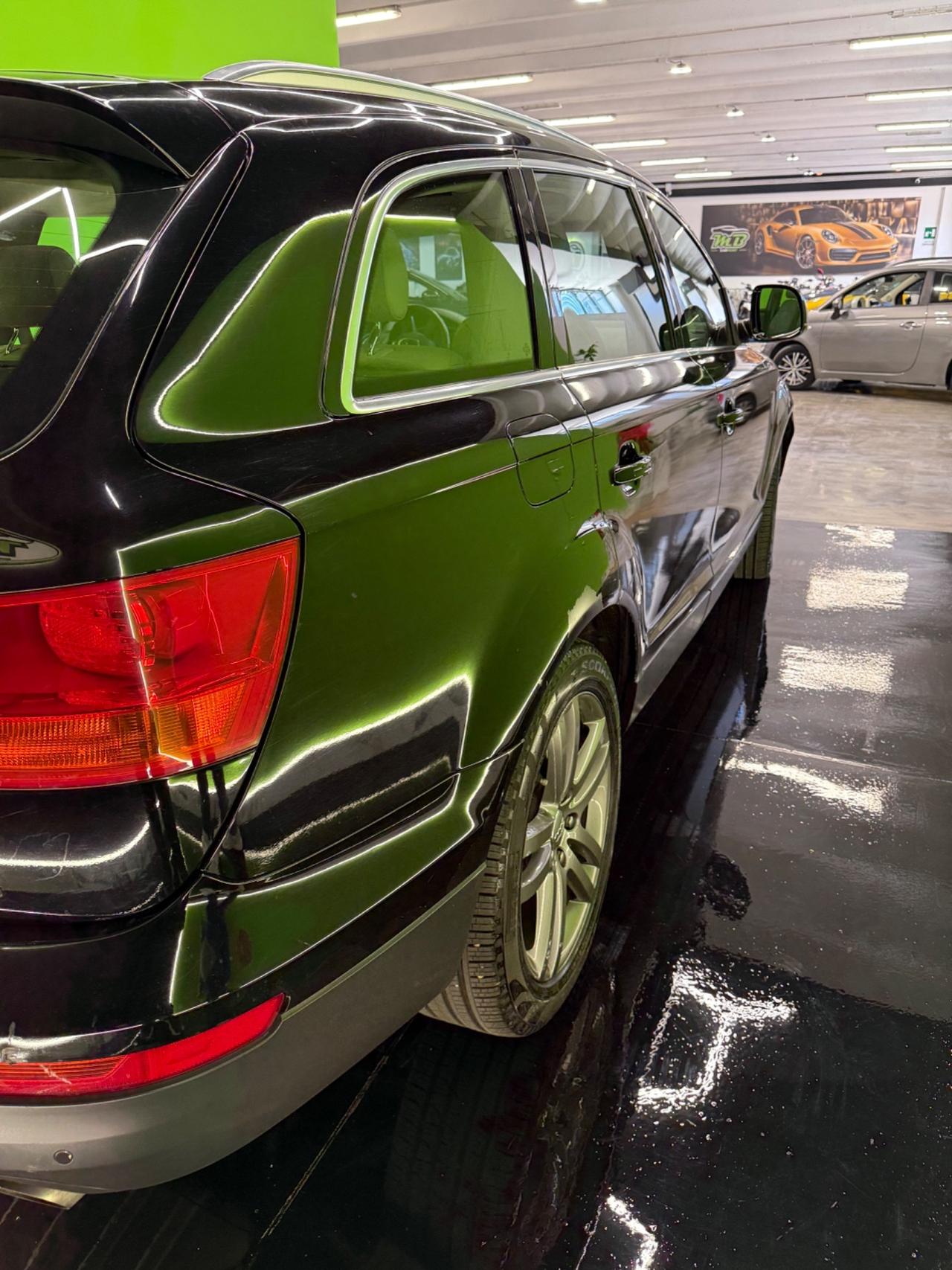 Audi Q7 3.0 V6 TDI 233CV quattro tiptronic