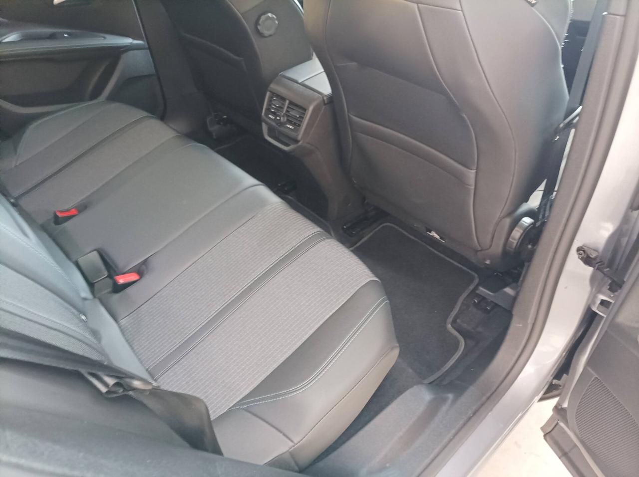 Peugeot 3008 BlueHDi 130 S&S EAT8 Allure 12/2021