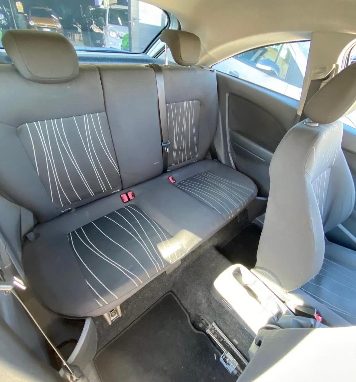 Opel Corsa 1.0 12V 3 porte Enjoy