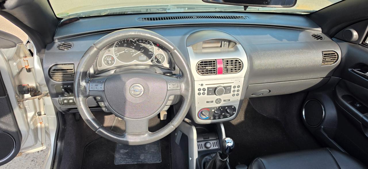 Opel Tigra TwinTop 1.4 16V Sport