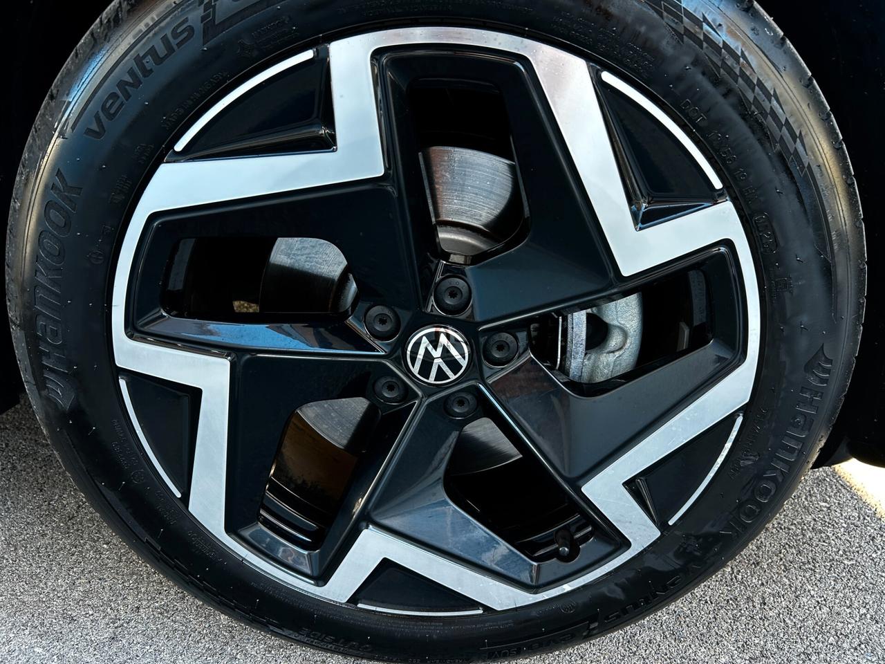 Volkswagen Tiguan 2.0 TDI 150 CV DSG R-Line 2025