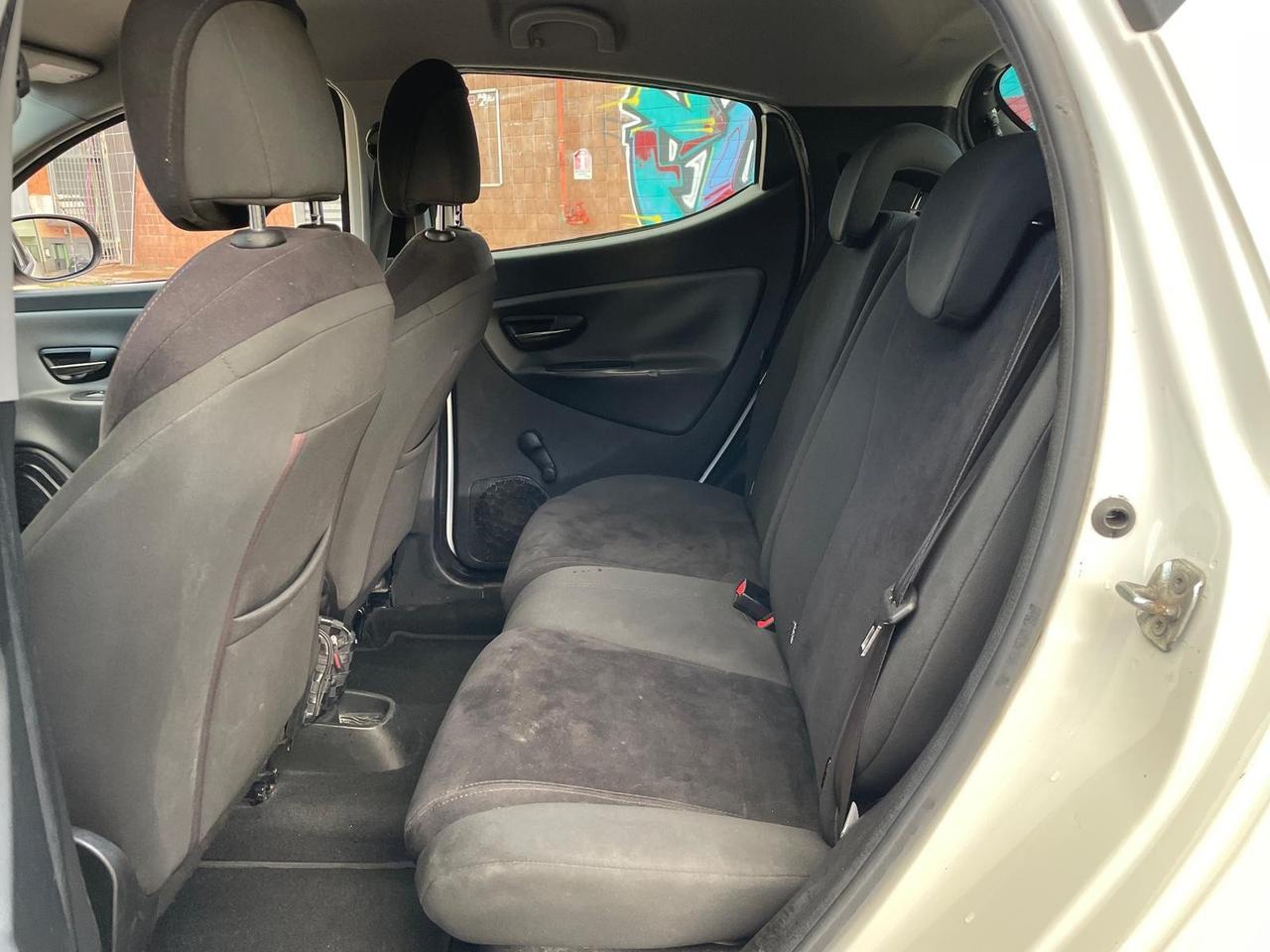 Lancia Ypsilon 0.9 TwinAir 85 CV 5 porte Metano Ecochic Gold