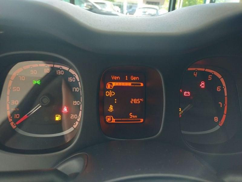 FIAT Panda 1.0 S&S Hybrid Van 2 posti KM0