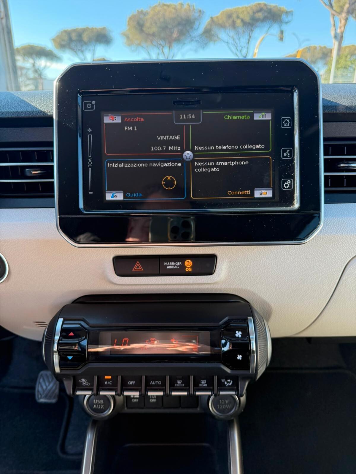 Suzuki Ignis 1.2 Hybrid Top