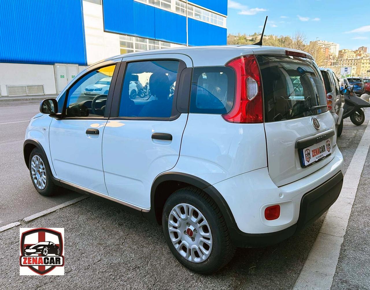 Fiat Panda 1.0 FireFly S&S Hybrid Unico Proprietario Fatturabile Sensori di Parcheggio Radio Dab