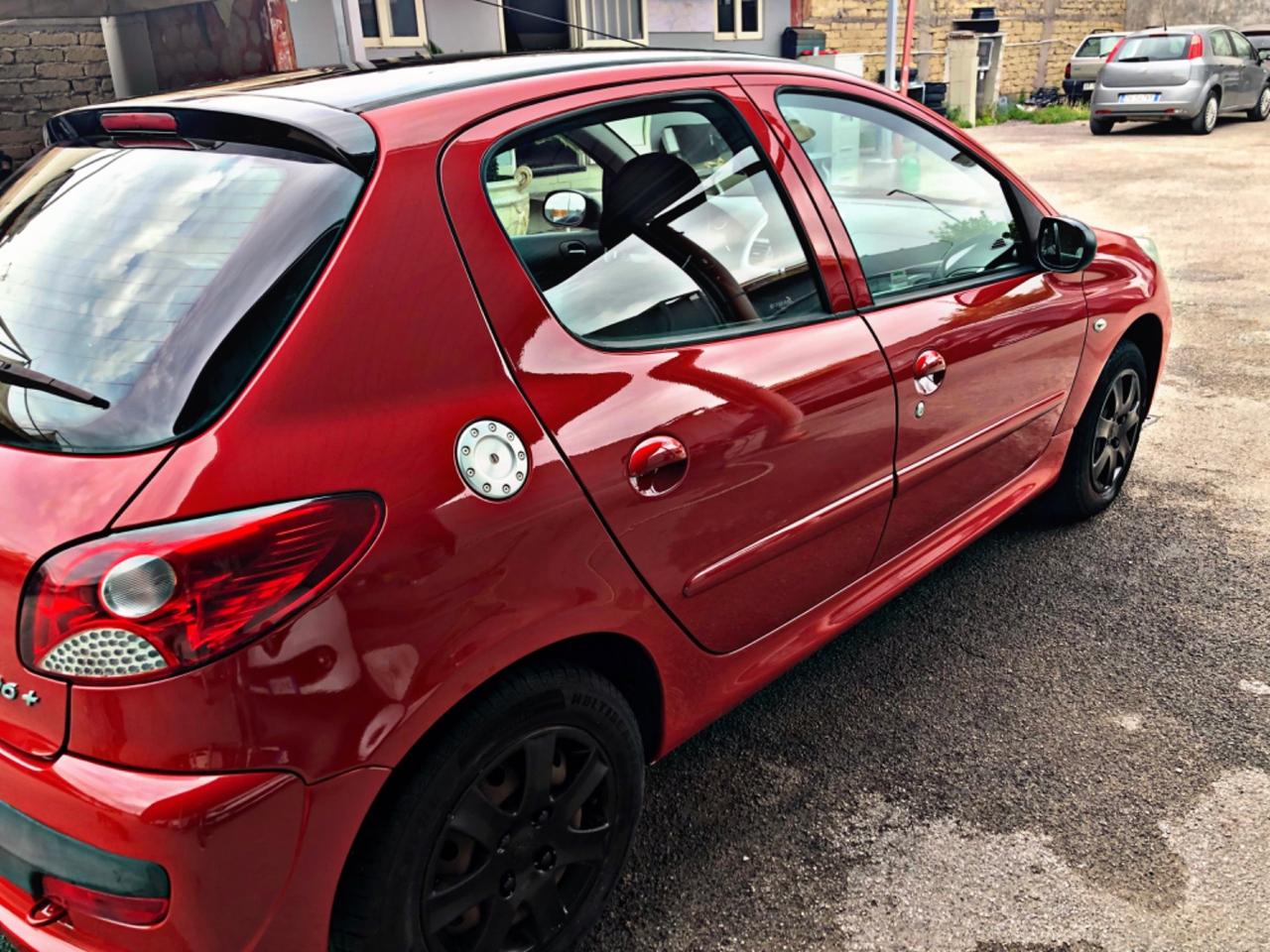 Peugeot 206 Plus 1.1 60CV GPL 2012