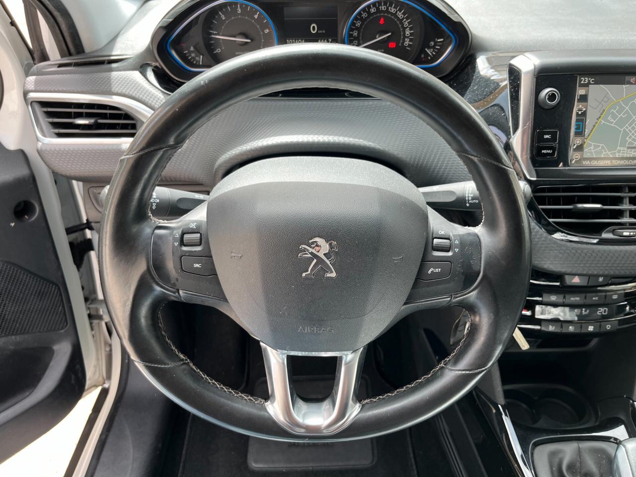 Peugeot 2008 BlueHDi 100 Allure