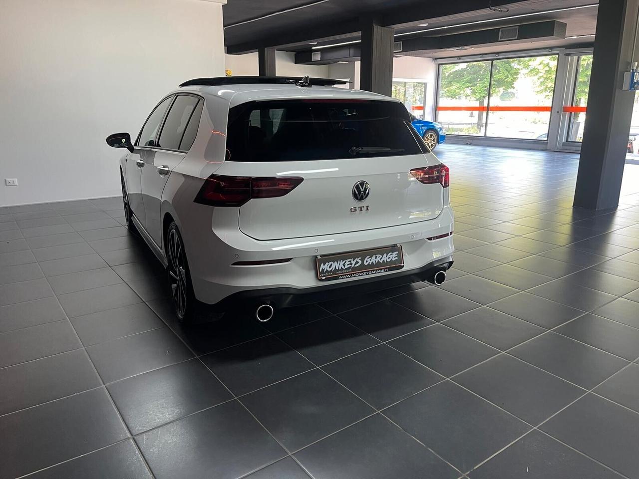 Volkswagen Golf GTI Golf 2.0 TSI GTI DSG