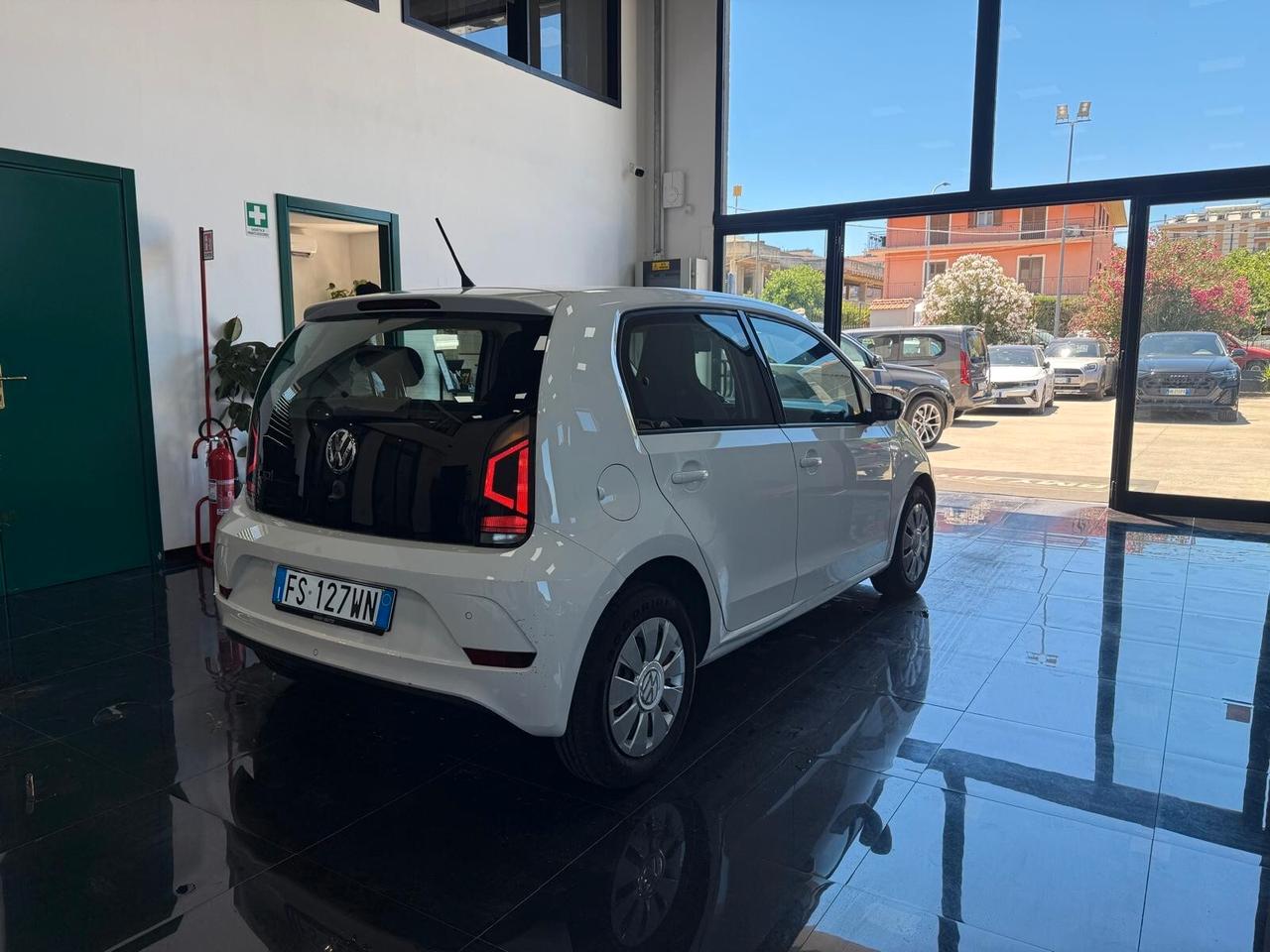 Volkswagen up! 1.0 75 CV 5p. move