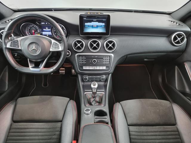 MERCEDES-BENZ A 180 Premium