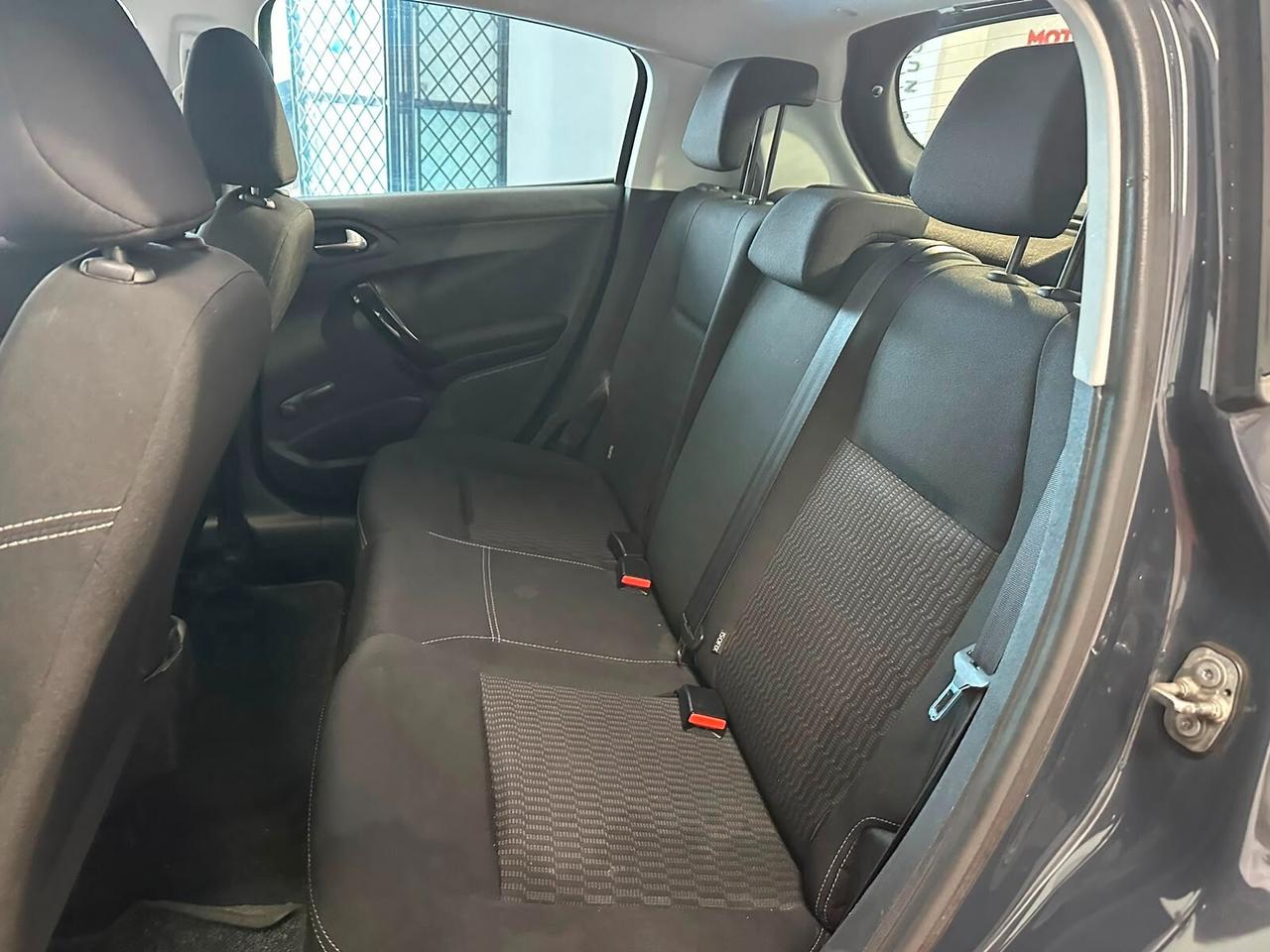 Peugeot 208 PureTech 82 5 porte Active