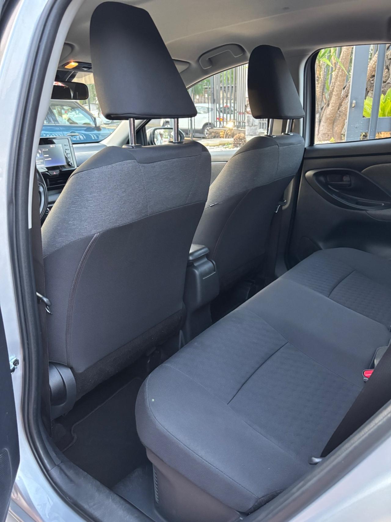 Toyota Yaris 1.5 Hybrid 5 porte Lounge 04/2021