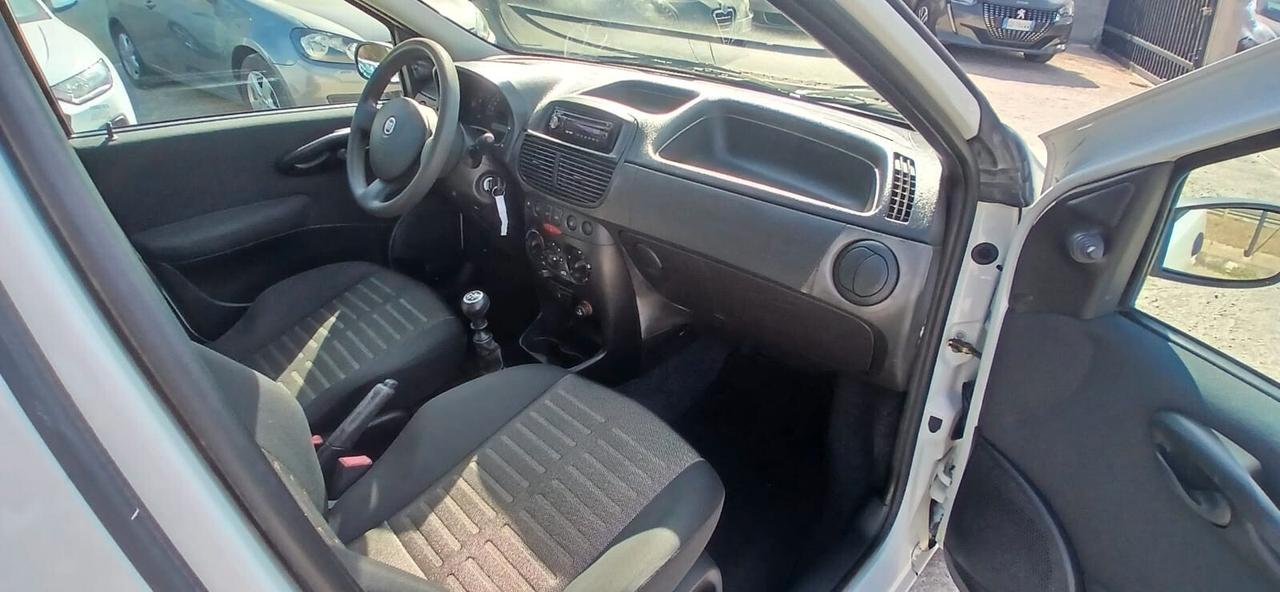 Fiat Punto Classic 1.2 NaActivetural Power - 2009