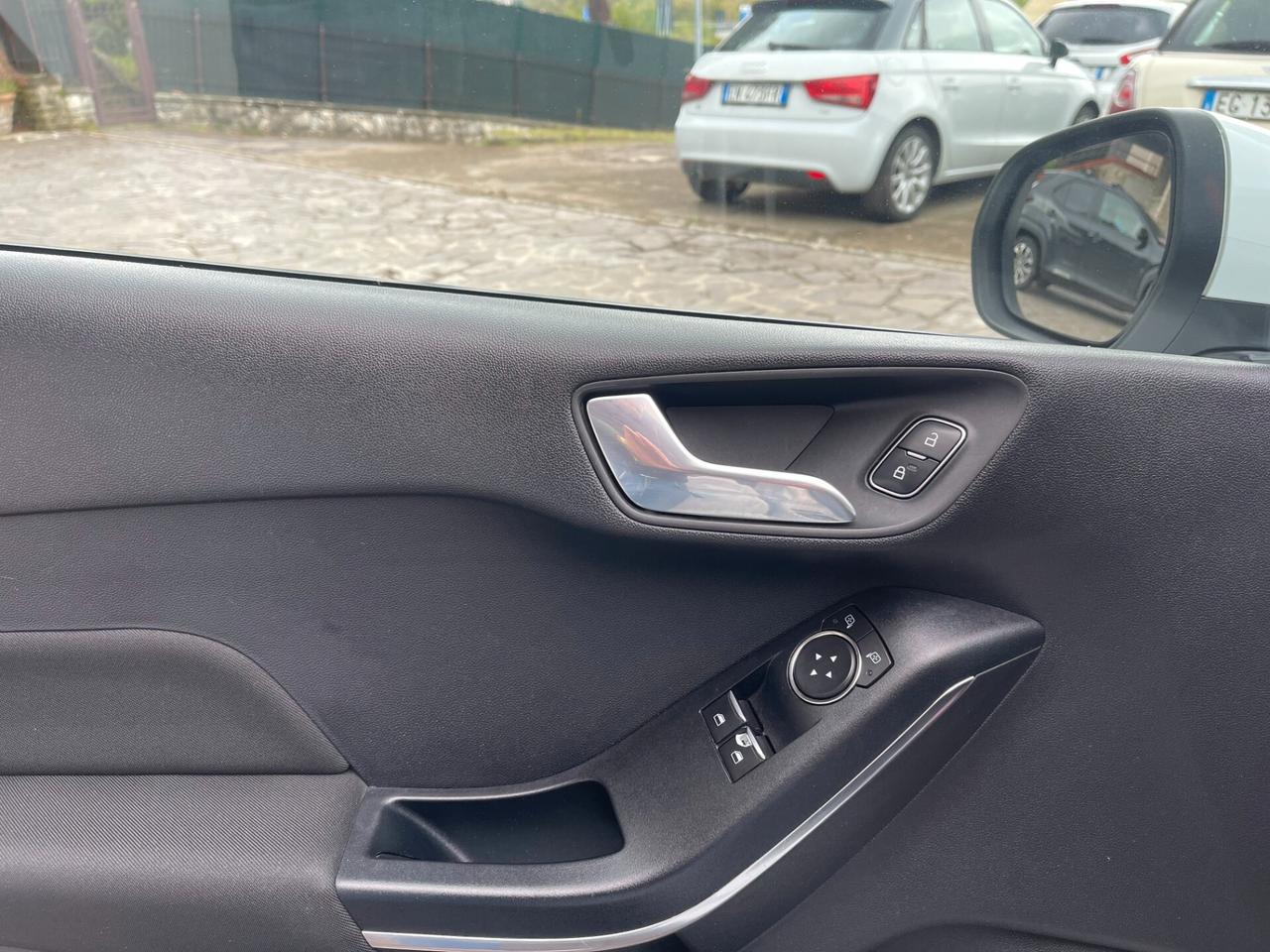Ford Fiesta 1.0 EcoBoost 100CV 5 porte ST-Line NEO PATENTATI