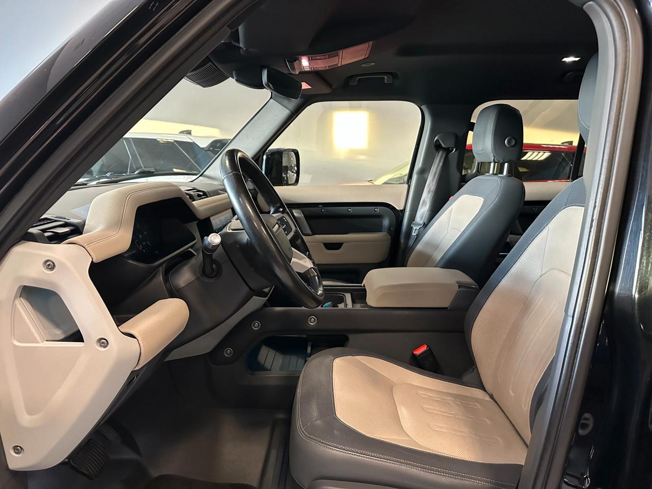 Land Rover Defender 110 3.0D I6 200 CV AWD Auto X-Dynamic SE GANCIO TRAINO