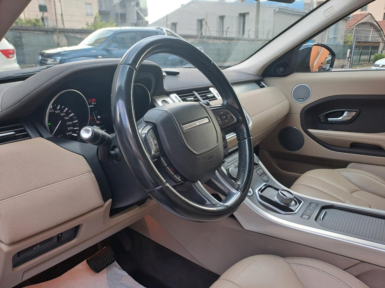 LAND ROVER RANGE ROVER EVOQUE 2.2 TD4 150cv *AUTOMATICO*