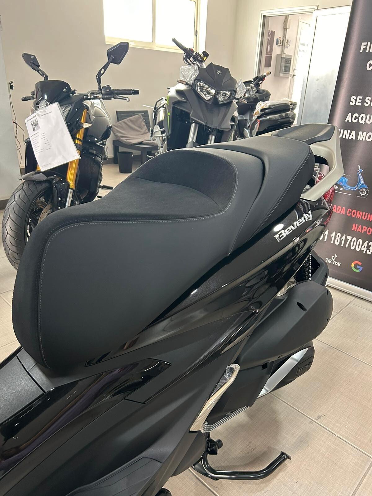 PIAGGIO BEVERLY 300