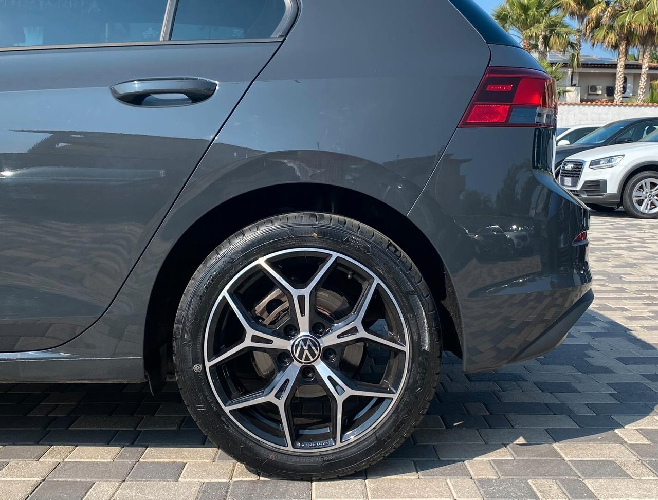 Volkswagen Golf Life 2.0 TDI 116CV