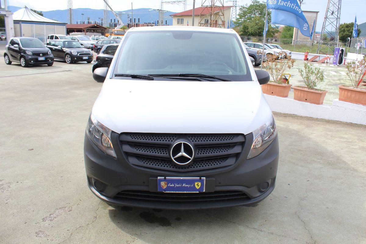 MERCEDES-BENZ Vito 110 CDI