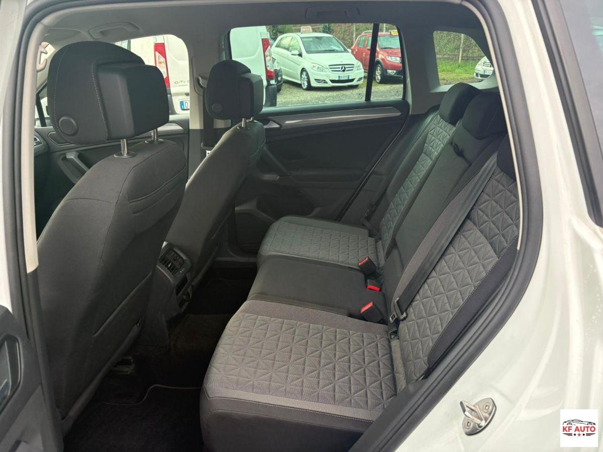 VOLKSWAGEN - Tiguan 2.0 tdi scr Elegance 150cv dsg