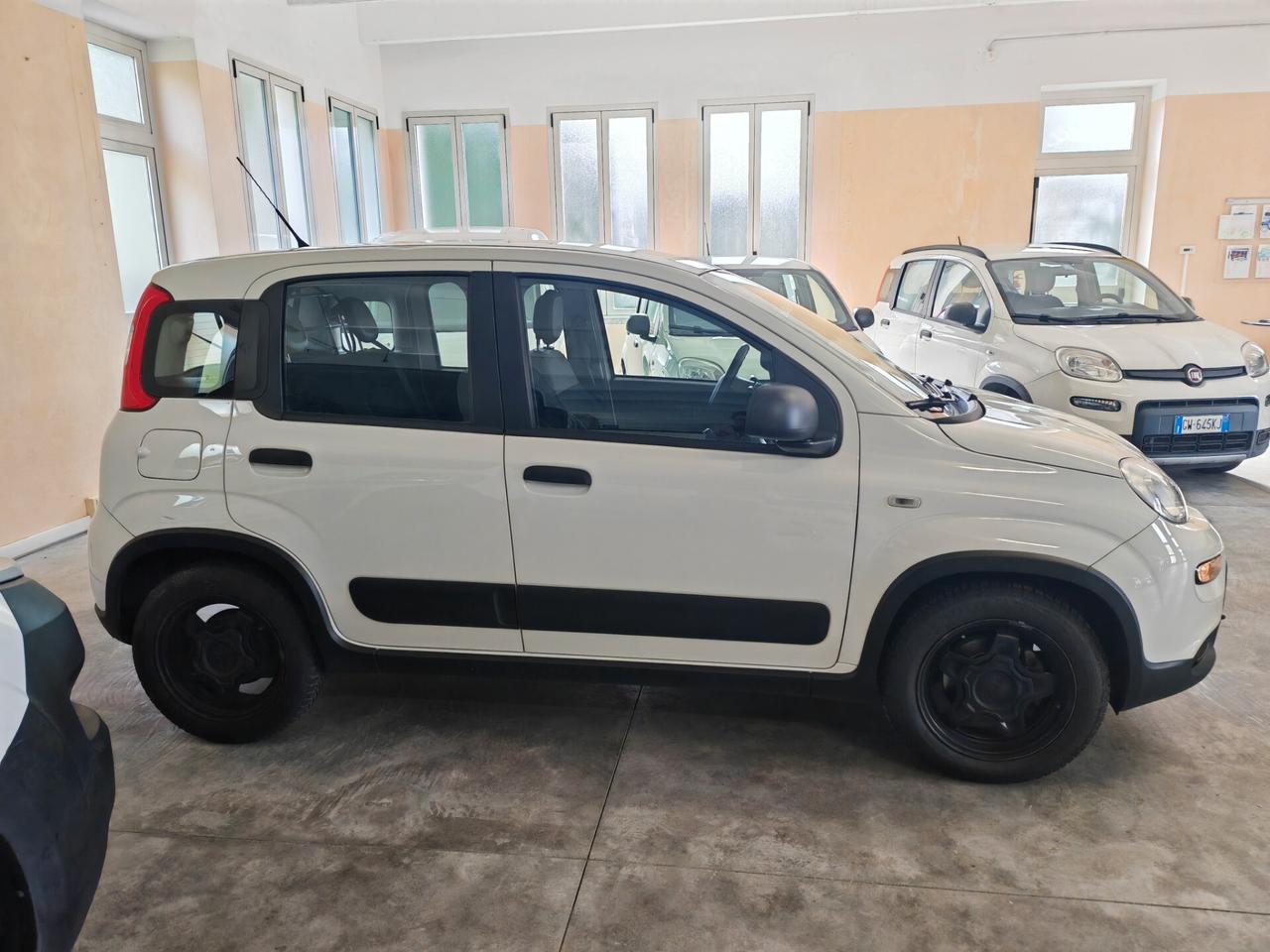 Fiat Panda AUTOCARRO N1 4 posti Van Hybrid City Cross