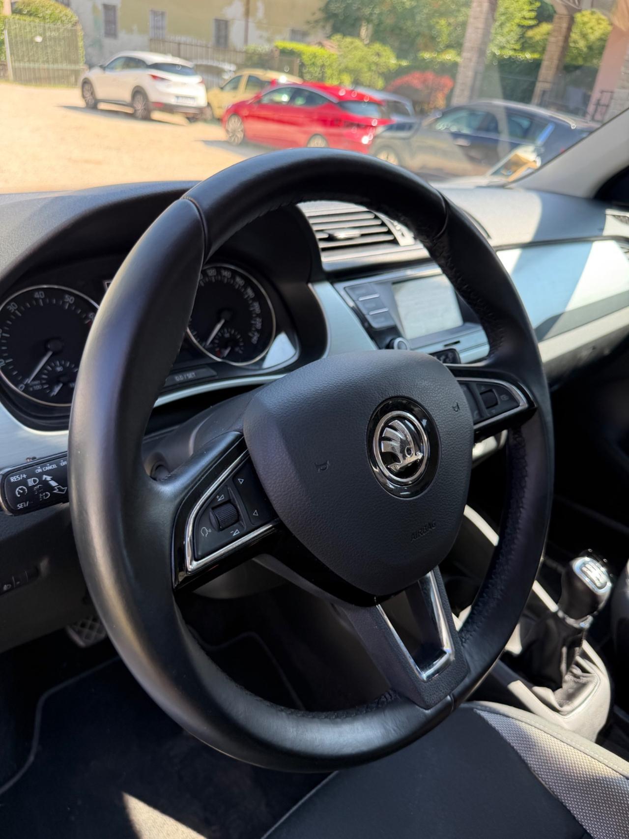Skoda FABIA MPI 75CV 5P. STYLE KMCERT GARANZ