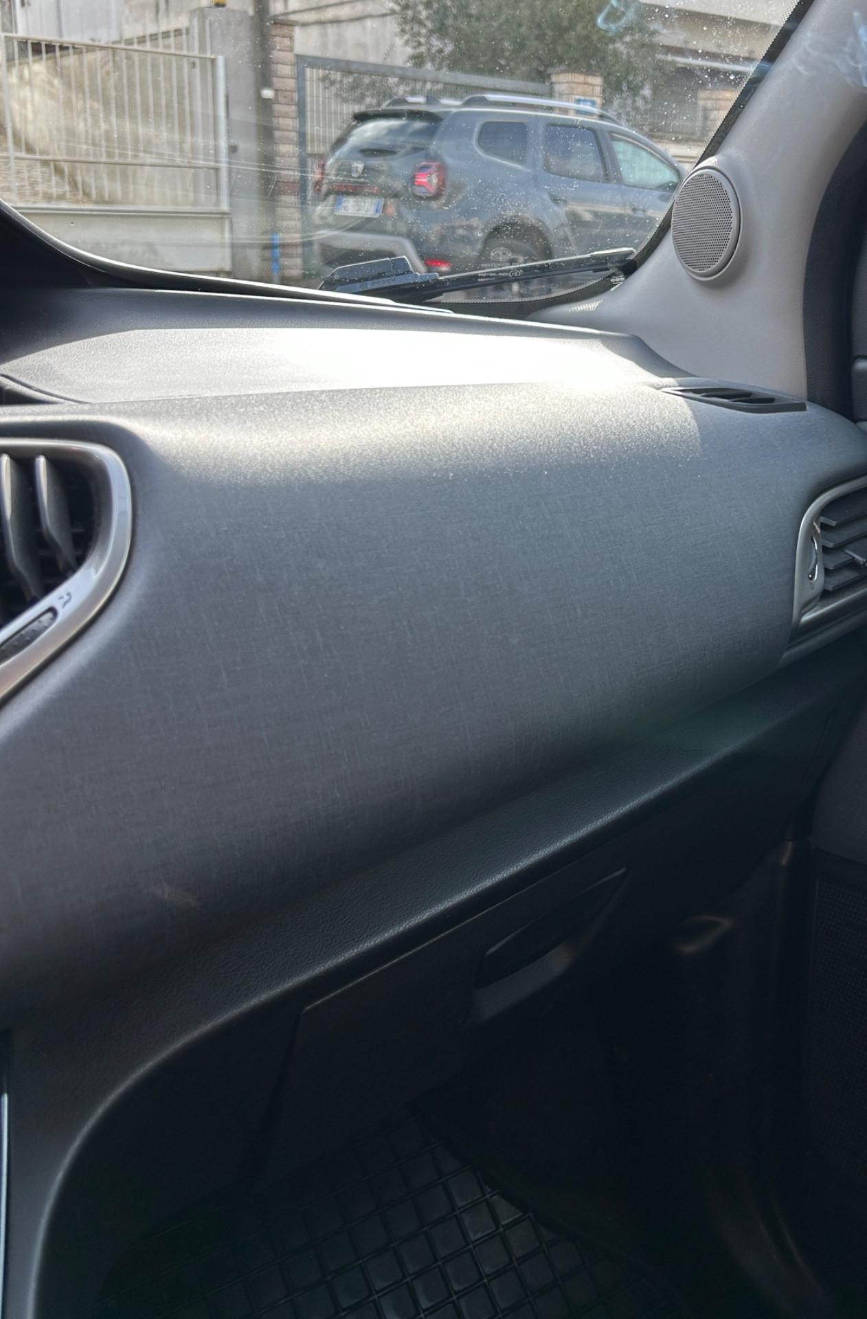 Lancia Ypsilon 1.2 69 CV GPL Gold-2022-CAR PLAY/15”