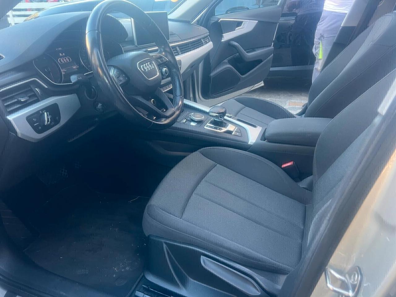 AUDI A4 AVANT 2.0 TDI 150cv ULTRA S-TRONIC BUSINESS SPORT